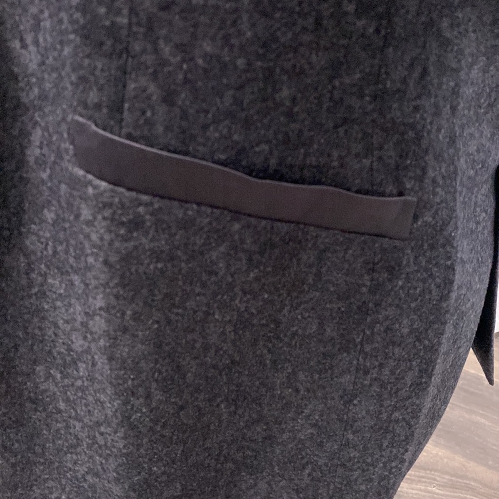 Grey jacket - Picture 4 of 5